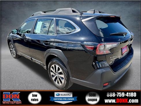 Used 2025 Subaru Outback AWD/4WD image 6