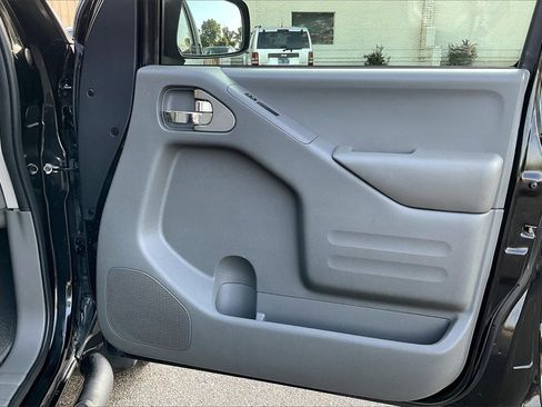 Used 2019 Nissan Frontier SV w/ Value Truck Package image 24