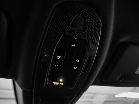 Certified 2026 Porsche Cayenne Coupe AWD/4WD image 43