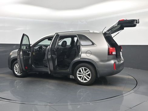 Used 2015 Kia Sorento LX image 53