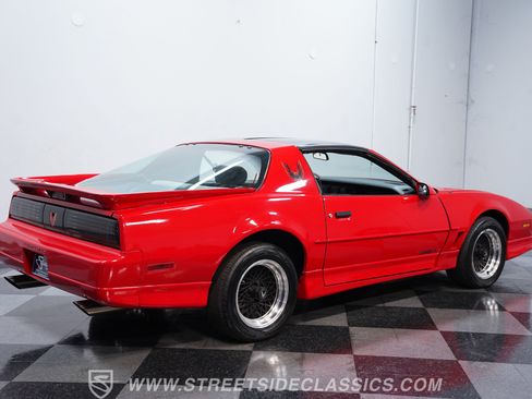 Used 1989 Pontiac Firebird Trans Am RWD image 11