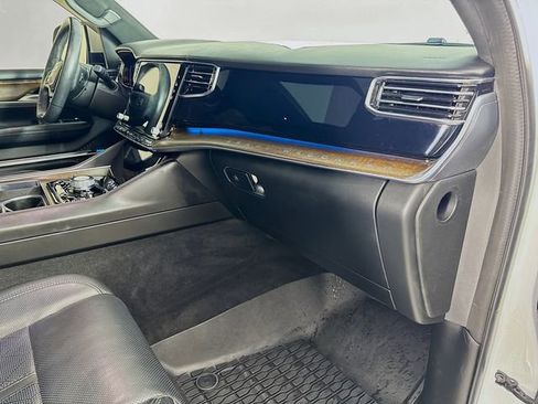 Used 2022 Jeep Grand Wagoneer Series II w/ Convenience Group III AWD/4WD image 35