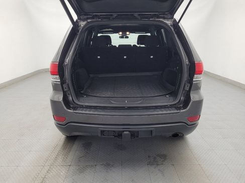 Used 2020 Jeep Grand Cherokee Laredo w/ Security & Convenience Group image 29