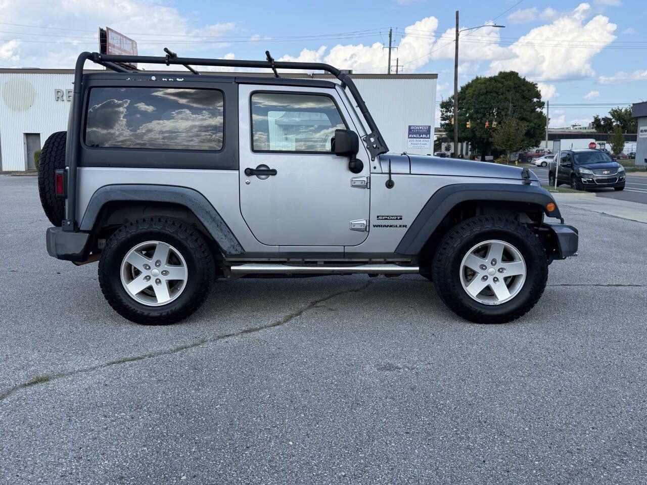 Used 2013 Jeep Wrangler Sport AWD/4WD image 8