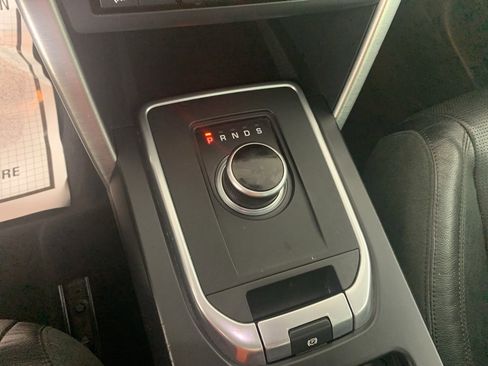 Used 2017 Land Rover Discovery Sport HSE image 25