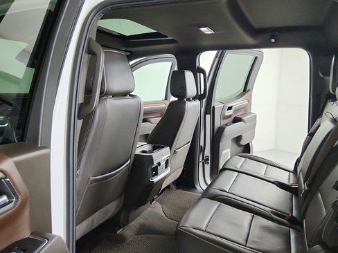 Used 2024 GMC Sierra 1500 Denali w/ Technology Package AWD/4WD image 27