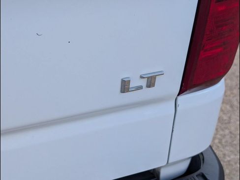 Used 2025 Chevrolet Silverado 1500 LT AWD/4WD image 22
