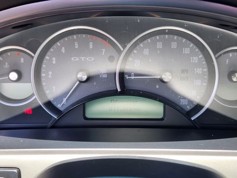 Used 2004 Pontiac GTO w/ Limited Edition Pulse Red RWD image 20