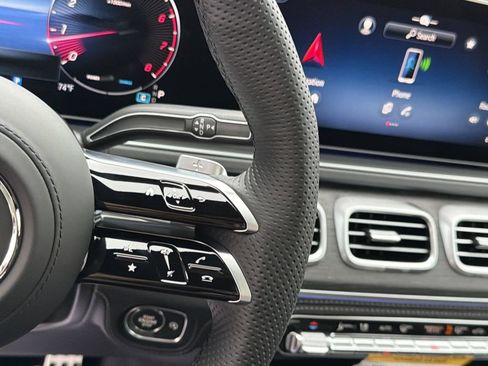 New 2026 Mercedes-Benz GLS 450 4MATIC image 19
