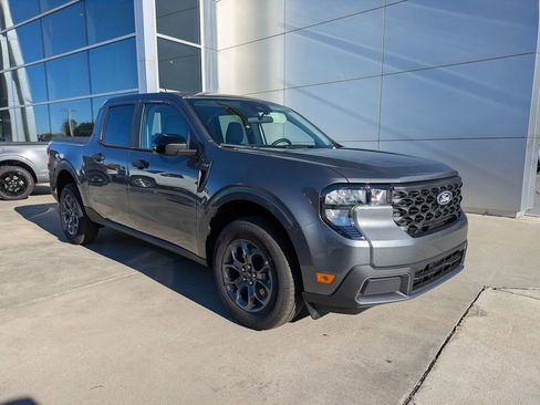 New 2025 Ford Maverick XLT w/ XLT Luxury Package image 2