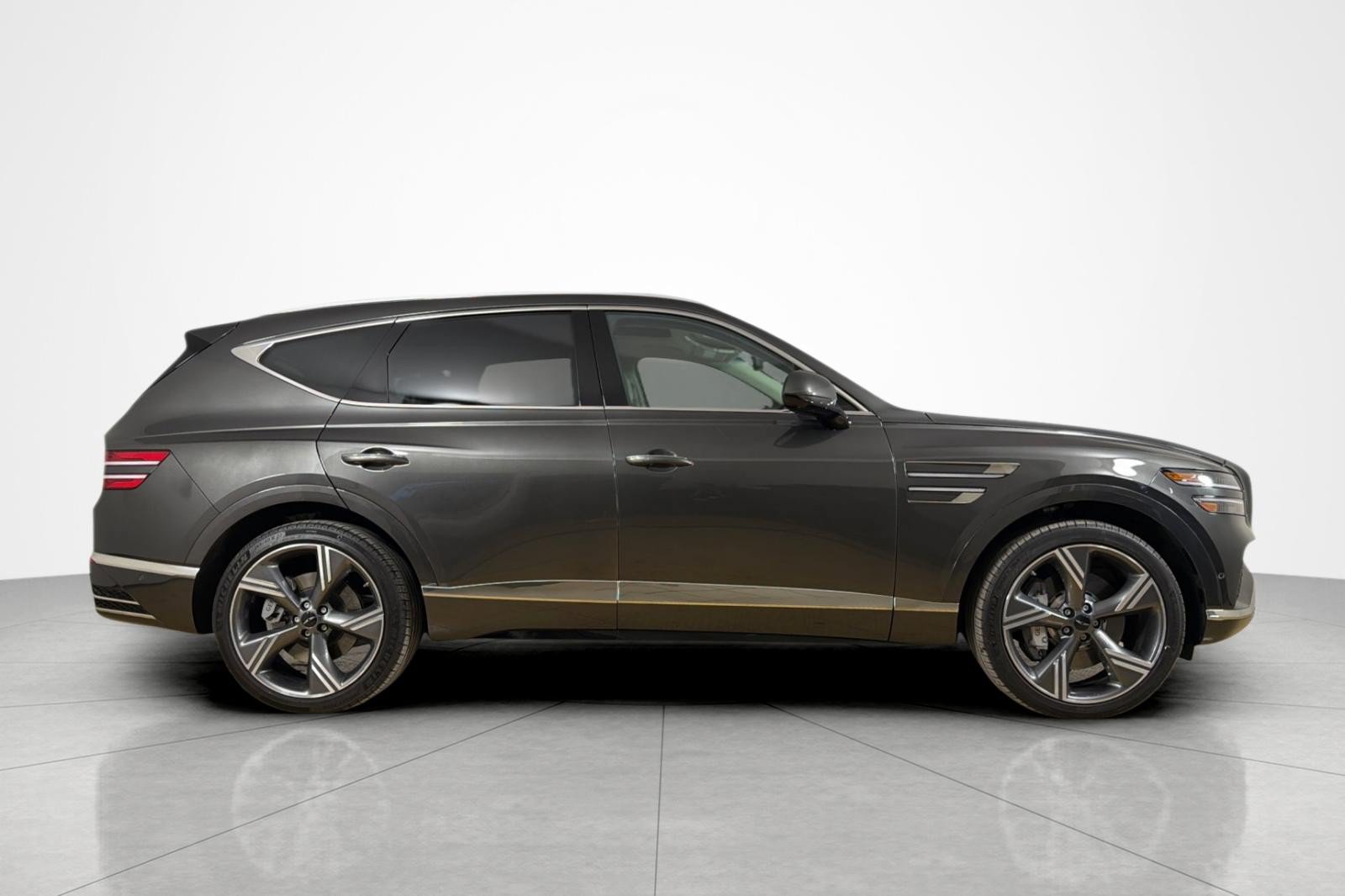 Used 2025 Genesis GV80 3.5T Prestige AWD/4WD image 6