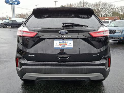 Certified 2022 Ford Edge SEL w/ Convenience Package image 5