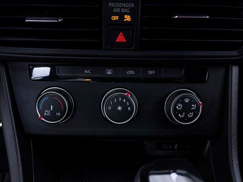 Used 2023 Volkswagen Jetta Sport FWD image 21