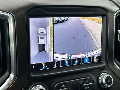 Used 2021 GMC Sierra 1500 AT4 w/ AT4 Value Package image 18