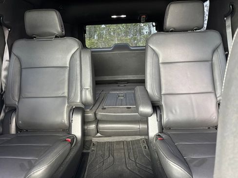 Used 2023 Chevrolet Tahoe Z71 image 35