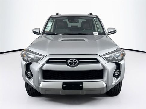 Certified 2024 Toyota 4Runner TRD Off-Road Premium image 8