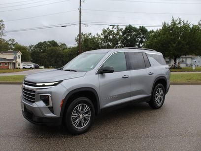 Used 2026 Chevrolet Traverse LT