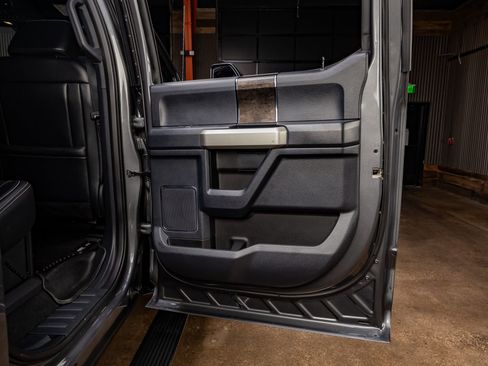 Used 2022 Ford F350 Lariat w/ Lariat Ultimate Package image 39