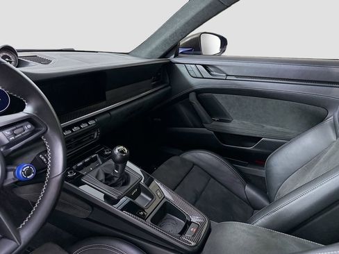 Used 2022 Porsche 911 GT3 image 25