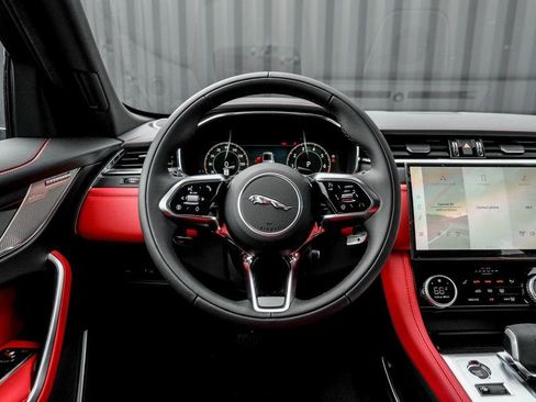 New 2026 Jaguar F-PACE R-Dynamic S image 17
