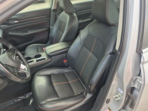 Used 2020 Nissan Altima 2.5 SR FWD image 18