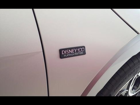 Used 2024 Hyundai Ioniq 5 Limited image 5