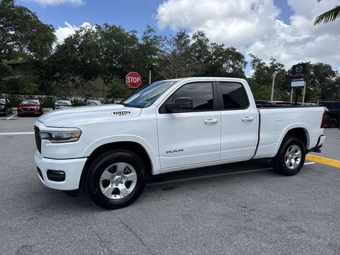 Used 2025 RAM 1500 Big Horn AWD/4WD image 10