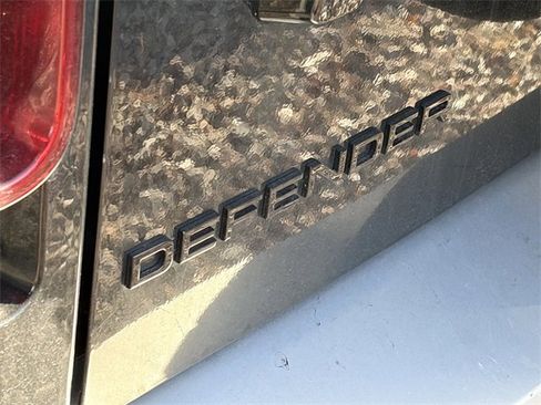 Used 2023 Land Rover Defender 110 S image 7