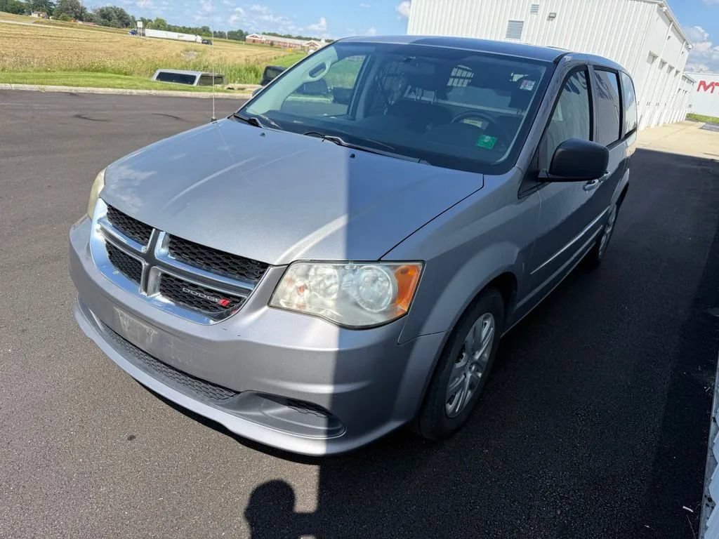 Used 2014 Dodge Grand Caravan SE w/ Quick Order Package 29E SE FWD image 4