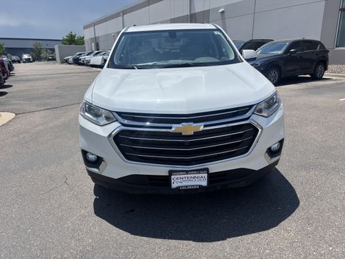 Used 2020 Chevrolet Traverse LT AWD/4WD image 2