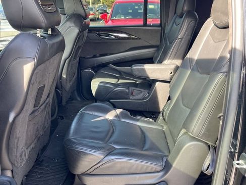 Used 2015 Cadillac Escalade ESV Platinum image 14