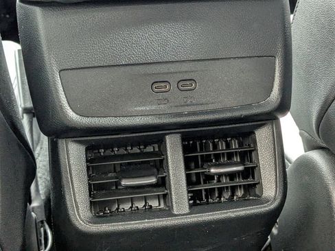 Certified 2025 Chevrolet Equinox LT w/ Convenience Package II image 17