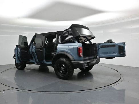 Certified 2022 Ford Bronco Black Diamond AWD/4WD image 31