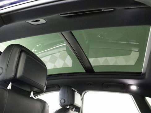 New 2026 Porsche Macan image 19