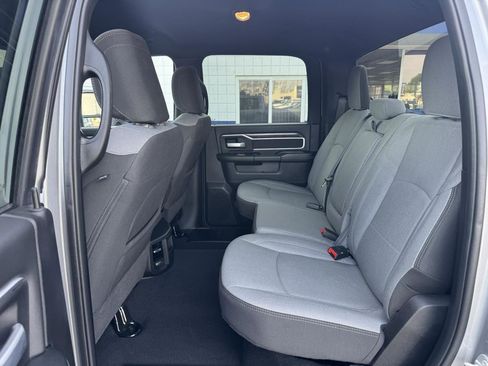 Used 2024 RAM 2500 Big Horn w/ Bed Utility Group image 7