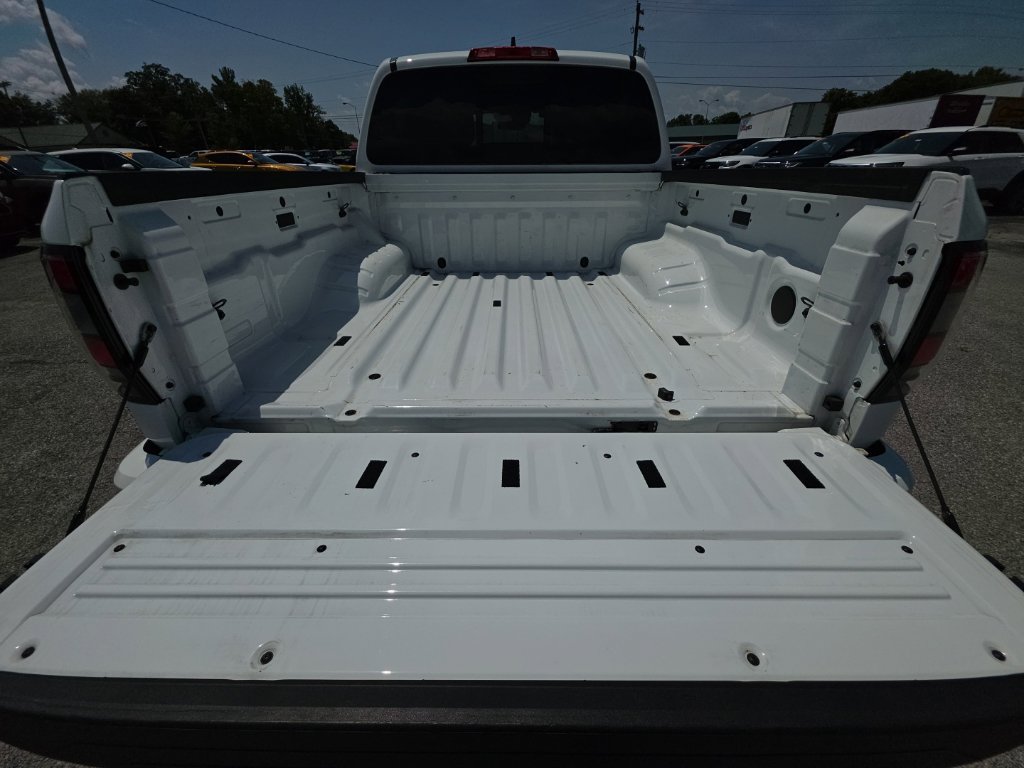 Used 2023 Nissan Frontier PRO-4X w/ Tow Package AWD/4WD image 16