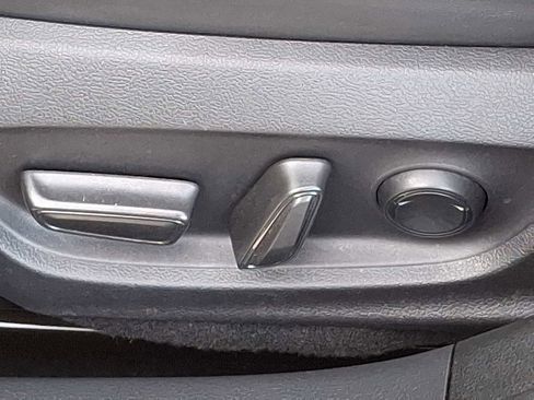 Certified 2023 Toyota Prius Prime image 28