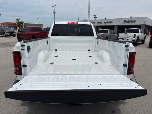 New 2026 RAM 3500 Tradesman AWD/4WD image 9