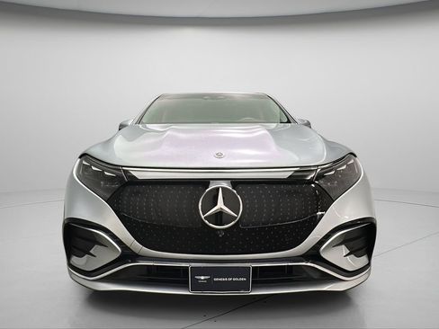 Used 2023 Mercedes-Benz EQS 580 4MATIC SUV image 8