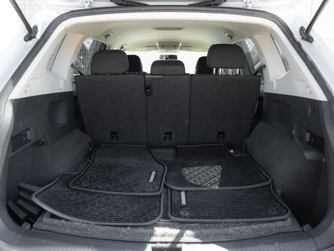 Used 2018 Volkswagen Tiguan S AWD/4WD image 23