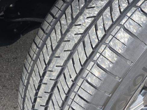 Certified 2025 Subaru Forester Premium image 15