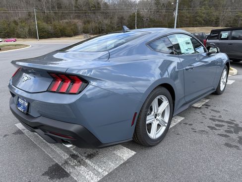 New 2026 Ford Mustang Coupe image 5