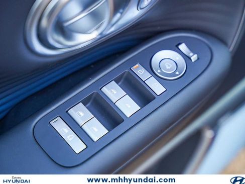 New 2026 Hyundai Ioniq 9 Limited AWD/4WD image 21