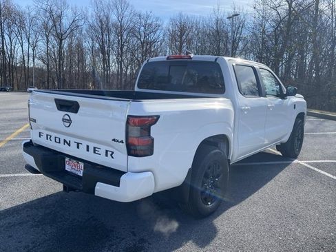 New 2026 Nissan Frontier SV w/ Tow Package image 8
