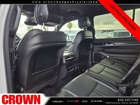 Certified 2024 Jeep Wagoneer L Series II w/ Flexible Seating Group image 21