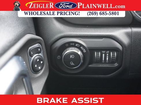 Used 2021 Jeep Gladiator Sport image 23