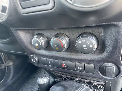 Used 2014 Jeep Wrangler Rubicon AWD/4WD image 20