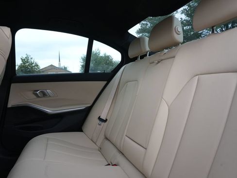 Used 2021 BMW 330i xDrive Sedan w/ Convenience Package AWD/4WD image 15