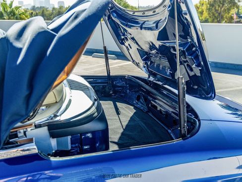 Used 2010 Rolls-Royce Phantom Drophead Coupe RWD image 33
