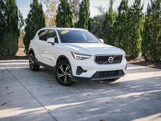 Used 2025 Volvo XC40 B5 Core video 2